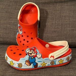 Crocs Mario light up size 10C